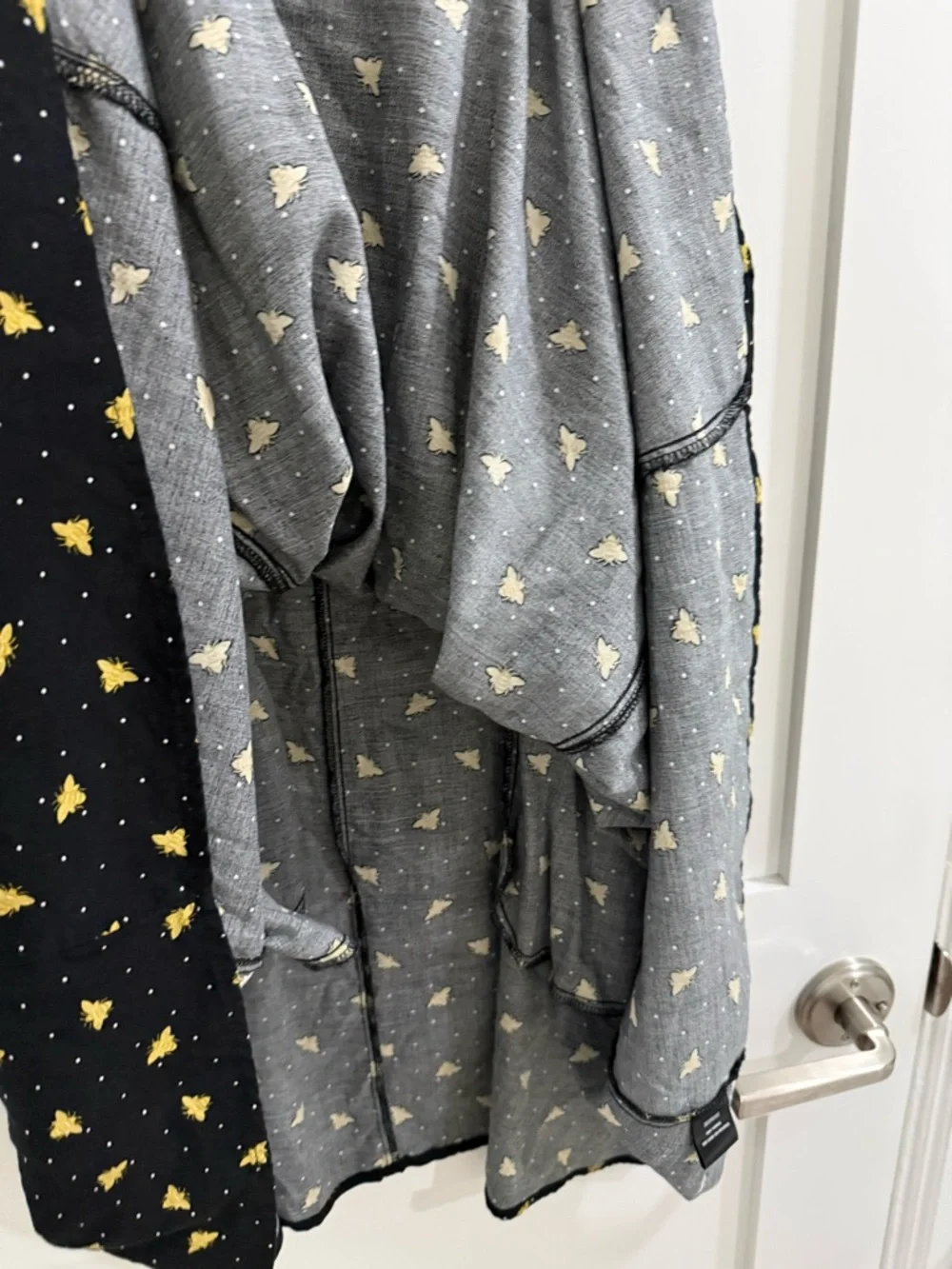 Torrid black lightweight dress w/ polka dot + bee pattern (fair) - Picture 4 of 12